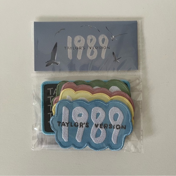NWT Taylor Swift 1989 Taylor’s Version Logo Patches